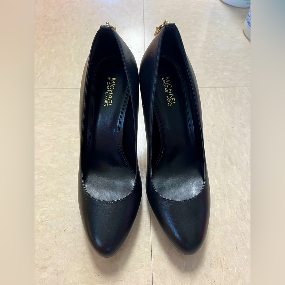 Michael Kors Women Pump shoe